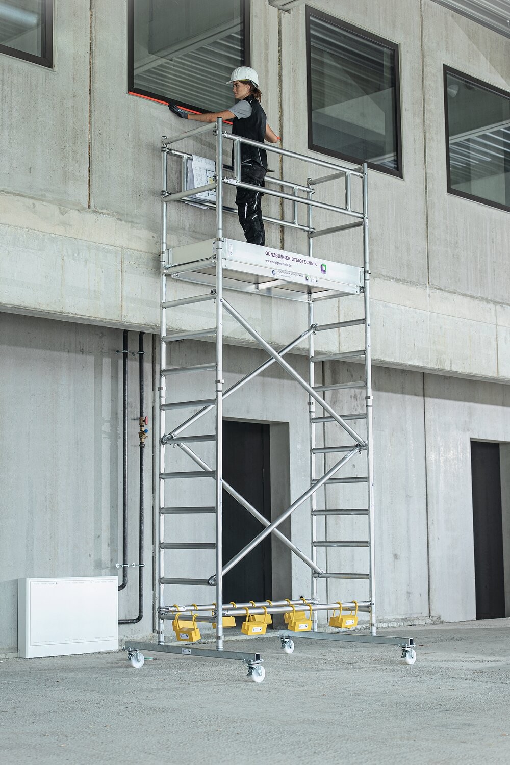 ML Standard-Rollgerüst 0,75 x 1,80 m Plattformhöhe 3,30 m